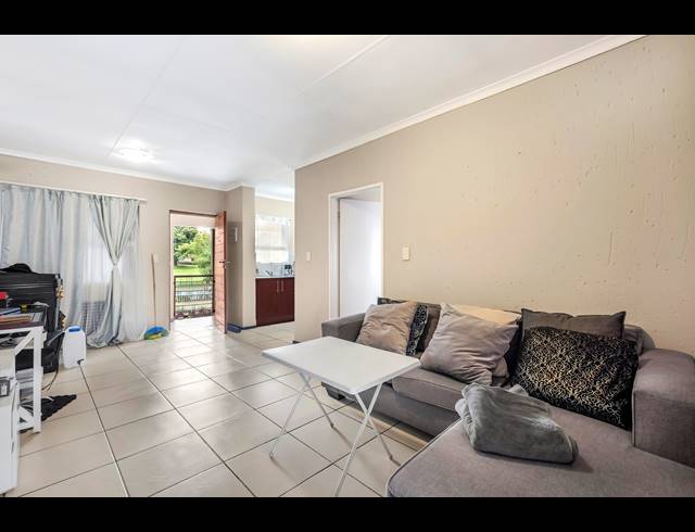 1 BEDROOM APARTMENT FOR SALE IN FERNDALE